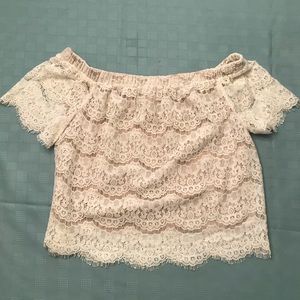 Women’s Lace Off the shoulder top